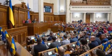 Условие МВФ – повысить налоги: Украина может потерять кредит, – Bloomberg