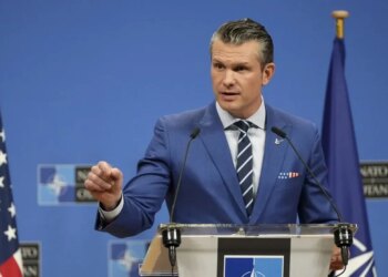 США завдали ударів по тисячах цілей в Ірані – Гегсет