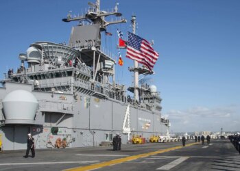 США екстрено перекидають тисячі морпіхів та десантні кораблі для висадки в Ірані – ЗМІ