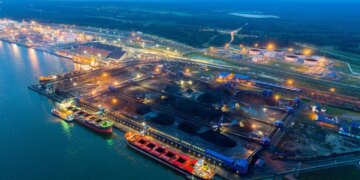 Російські порти на Балтиці знову призупинили відвантаження нафти після атаки дронів – Reuters