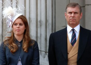 Принцесі Беатріс радять виїхати з Великої Британії через скандал із принцом Ендрю