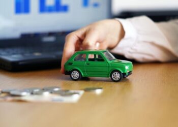 Вернут 100% стоимости страховки: кого из водителей ждут новые выплаты в Дие