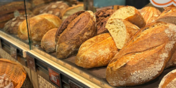 Украинские хлебозаводы оказались на грани закрытия: производители забили тревогу из-за цен