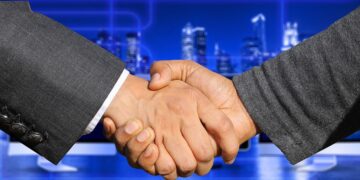 Минэкономики и Райффайзен Банк договорились о сотрудничестве в сфере энергоэффективности и энергоустойчивости громад