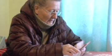 Доплата 1500 гривен в апреле: кто из пенсионеров получит деньги, а кого оставят без выплаты