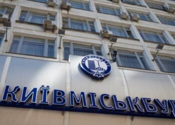 “Київміськбуд” возобновляет строительные работы на площадках