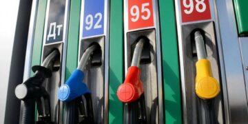 Картельный сговор: цены на АЗС повлияют на отопительный сезон и цены на еду