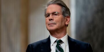 “Ослабить Москву в Украине”: США попросят Китай сократить закупки российской нефти, – WSJ