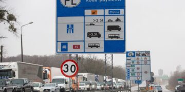 Ажиотаж на границе: в ГПСУ назвали причину очередей на въезд в Украину и дали совет