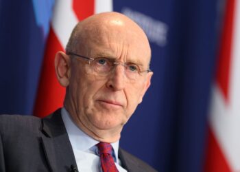 Британия отправила истребители на защиту ОАЭ от Ирана: министр раскрыл их миссию