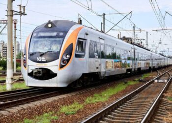 Проект на 8 миллионов долларов: из Киева до границы ЕС построят высокоскоростную железную дорогу