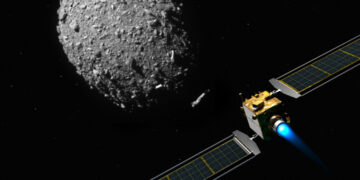 ПВО для астероидов: удар аппарата NASA DART изменил орбиту системы Дидимос