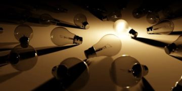 Холера и 10 часов без света: Попенко предупредил о катастрофическом лете для украинцев