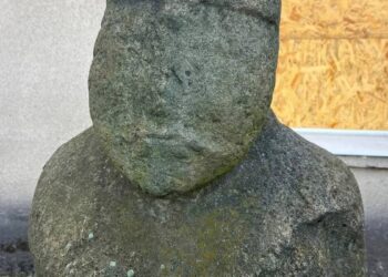 На Запоріжжі військові врятували кам’яні баби XII століття від російських авіабомб