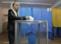 Все больше украинцев против выборов во время войны: как изменились настроения