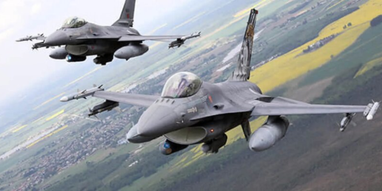 F-16 без боеприпасов: США оставили Украину беззащитной во время жестких обстрелов РФ