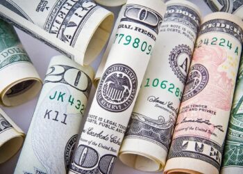 Международные резервы Украины в феврале уменьшились на 5,0% – до $54,8 млрд