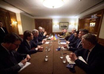 Зеленський та глава МЗС Італії обговорили наслідки блокування Ормузької протоки