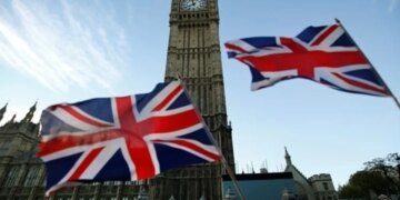 Британія не братиме участі у блокаді Ормузької протоки з боку США – ЗМІ