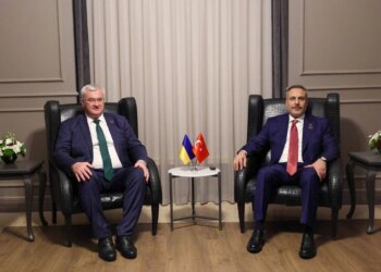 Україна і Туреччина домовились про розвиток оборонних проєктів і обговорили мирні ініціативи