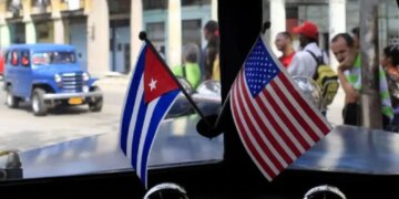 США та Куба провели перші дипломатичні переговори за останні 10 років