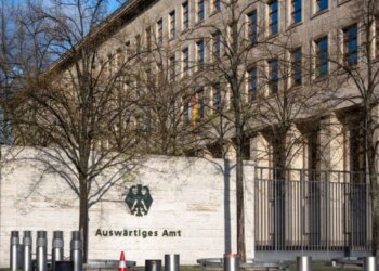 Німеччина викликала посла рф через погрози виробникам дронів для України