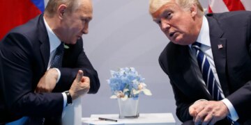 Трамп заявив, що поки не запрошував путіна на G20, але не виключив його участі, і сказав, що це було б корисно