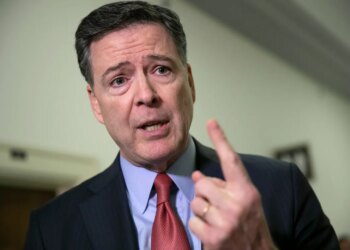 Ексдиректору ФБР Комі знову висунули звинувачення через допис, який у США назвали погрозою Трампу