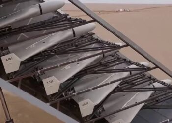 Дорослий та восьмирічна дитина постраждали через ворожий удар по Харкову