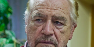 Звезда “Наследников” и “Нюрнберга” сыграет нью-йоркского потрошителя во втором сезоне “Декстер: Воскрешение”