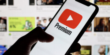 YouTube Premium дорожает: новые цены до $27 в месяц