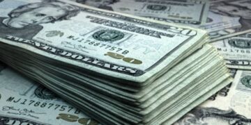 Битва за кошельки: конфликт с Ираном толкает США к экономической рецессии