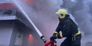 Зеленський анонсував насичений дипломатичний день: Нічна атака РФ є відповіддю на дипломатичні зусилля