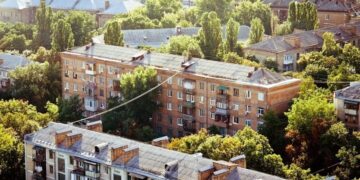 Реновация старого жилья: что ждет владельцев хрущевок