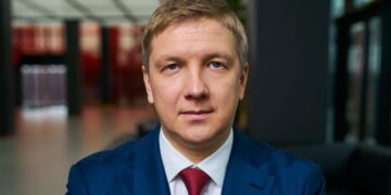 ВАКС зменшив заставу для ексголови правління “Нафтогазу” Коболєва до 50 млн грн