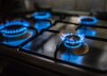 Нафтогаз посоветовал владельцам газовых плит установить важный прибор: сколько стоит