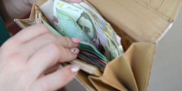 Минималка в Украине: замминистра признала – формулы расчёта просто не существует