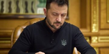 Зеленський пропонує Раді продовжити строки дії воєнного стану та проведення загальної мобілізації
