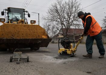 В Украине до мая отремонтируют все основные дороги, – Свириденко