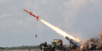 “Нептуны” ударили по заводу “Атлант Аэро” в Таганроге, также среди целей – корабль ФСБ