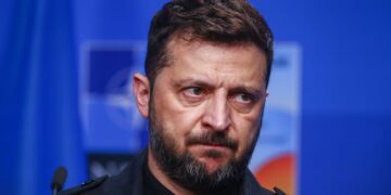 Украина выяснит у команды Трампа детали предложения РФ о “перемирии” на 9 мая, – Зеленский