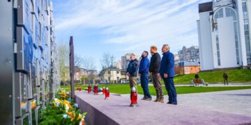 Принц Гаррі відвідав Бучу