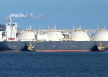 Турция в феврале нашла газ в Австралии, сократила импорт из России и Азербайджана