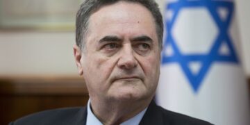 Израиль ударил по крупнейшему нефтехимическому комплексу Ирана
