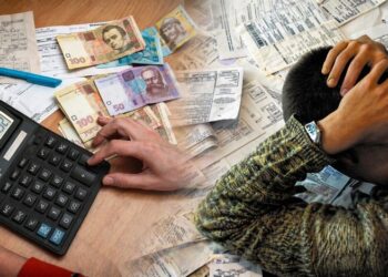 За долги могут забрать квартиру: украинцам назвали критическую сумму