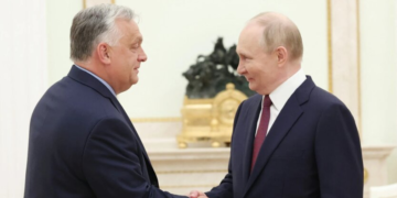 “Я всегда в вашем распоряжении”: как Сийярто сливал секреты ЕС Путину