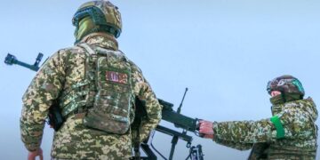 Дроны с восьми направлений и более десятка прилетов: как отработала ПВО по целям РФ