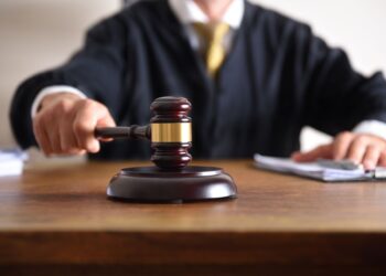 Работник ТЦК впервые получил приговор за препятствование омбудсмену