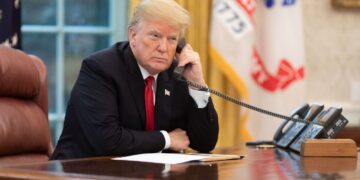 Трамп: я продолжаю говорить с Путиным и Зеленским о завершении войны в Украине