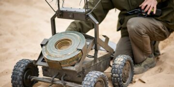 “Азов” першим у Силах оборони України використав НРК для гасіння пожежі – Нацгвардія